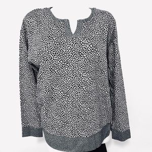 Liz Claiborne Sport V neck Sweater
